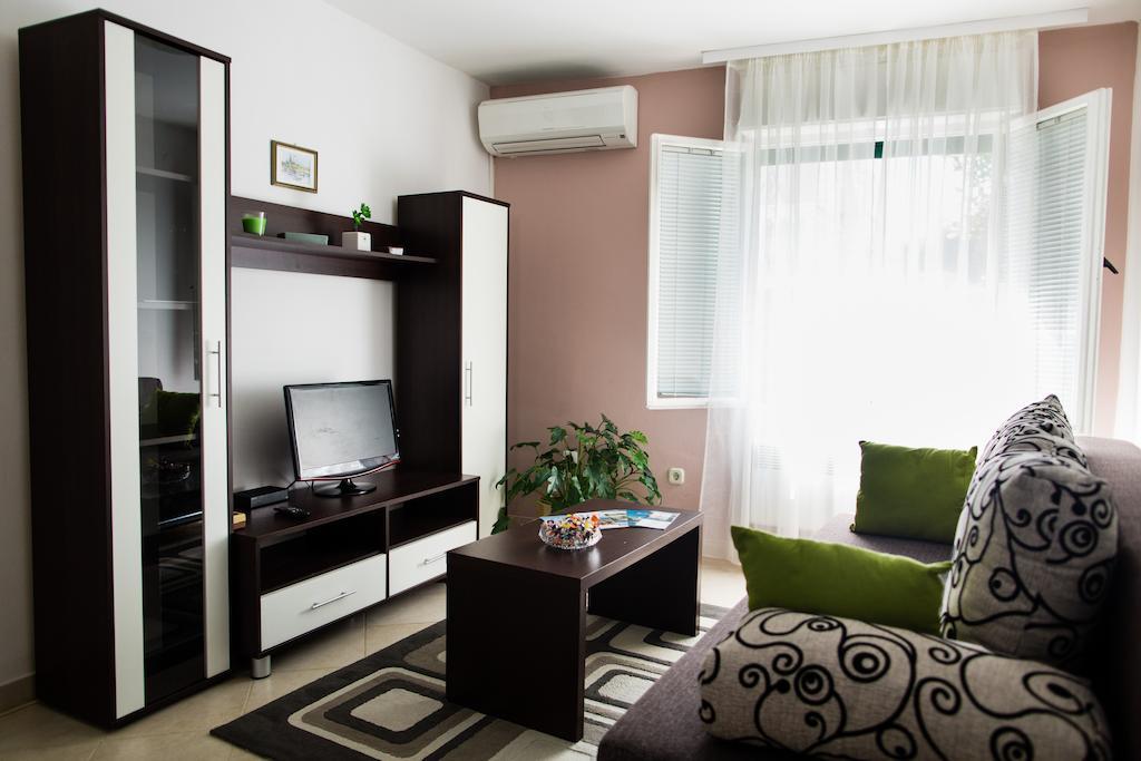 Apartments Kanajet Kaštela Δωμάτιο φωτογραφία